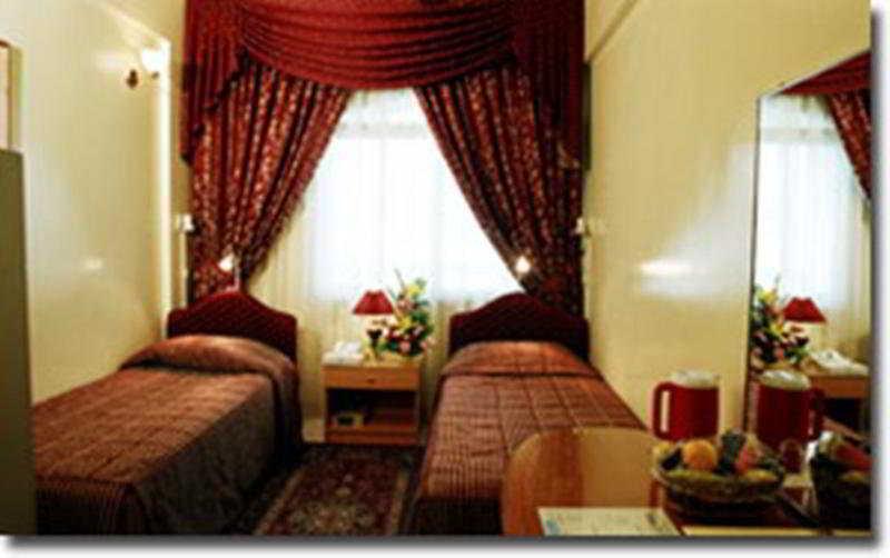 รอยัลตัน โฮเต็ล Hotel ดูไบ ภายนอก รูปภาพ